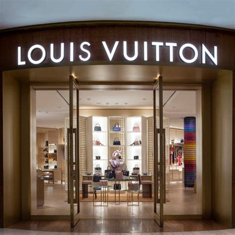 louis vuitton westchester mall|louis vuitton shop.